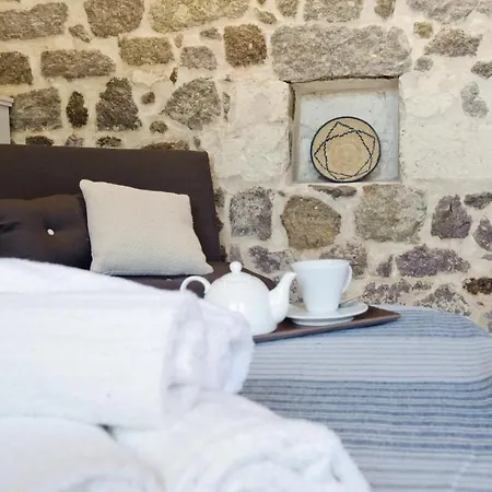 Oda ve Kahvaltı La Roccia Castelsardo