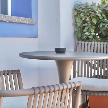 Bed & Breakfast La Roccia 4*